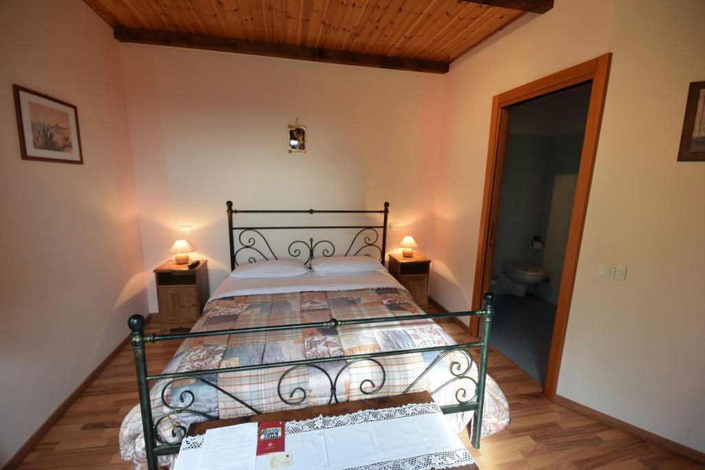 Belvedere Ostrense Agriturismo Al Rifugio Divino מראה חיצוני תמונה