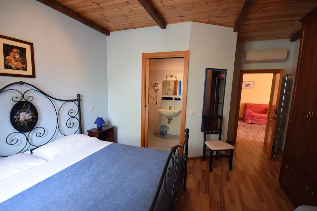 Belvedere Ostrense Agriturismo Al Rifugio Divino מראה חיצוני תמונה